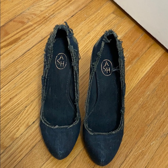 ASH Distressed denim 3.5 “ heels - Picture 4 of 4